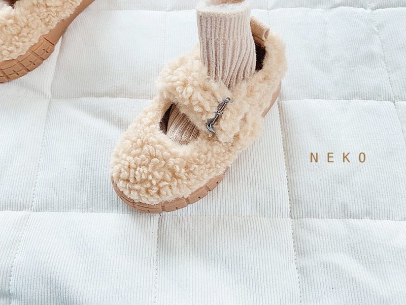 NEKO - Korean Children Fashion - #Kfashion4kids - 857 White Puppy Fluffy Flat - 12