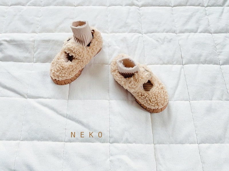 NEKO - Korean Children Fashion - #Kfashion4kids - 857 White Puppy Fluffy Flat - 3