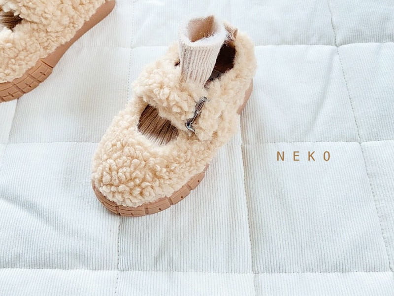 NEKO - Korean Children Fashion - #Kfashion4kids - 857 White Puppy Fluffy Flat - 5