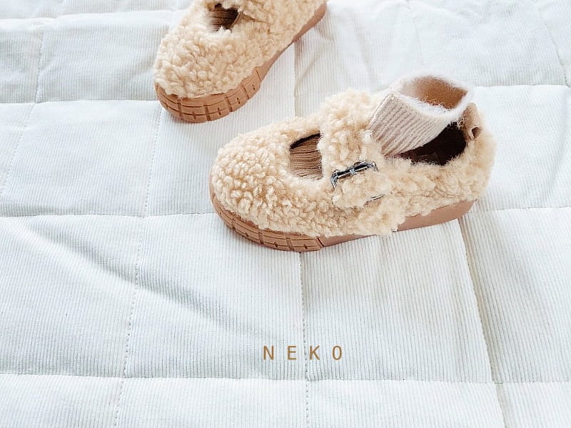 NEKO - Korean Children Fashion - #Kfashion4kids - 857 White Puppy Fluffy Flat - 7