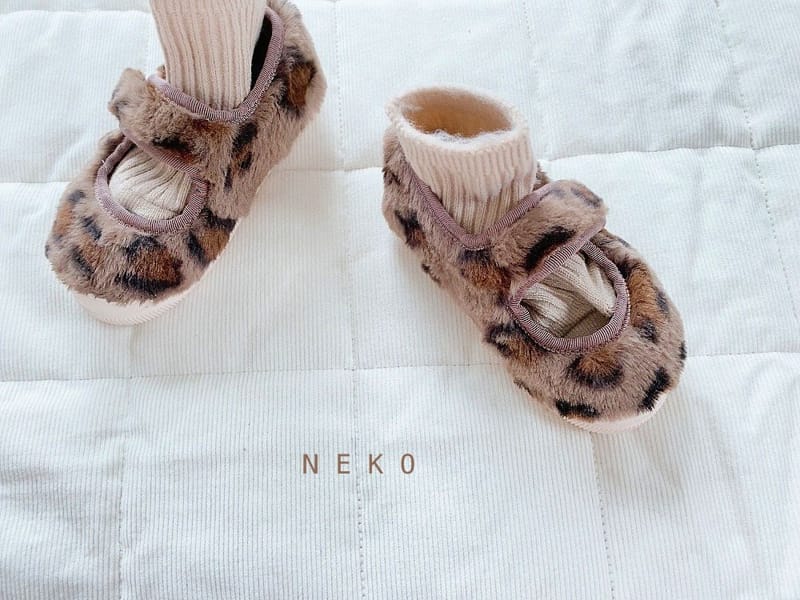 NEKO - Korean Children Fashion - #Kfashion4kids - 854 Mogle Fleece Flats - 2