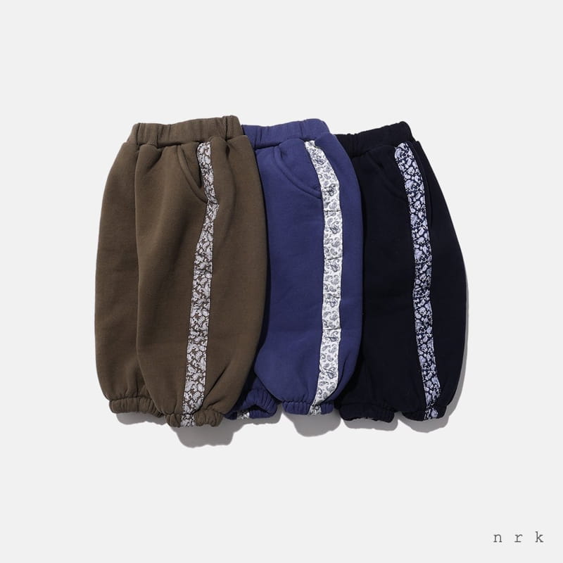 NRK - Korean Children Fashion - #Kfashion4kids - Paisely Jogger Pants