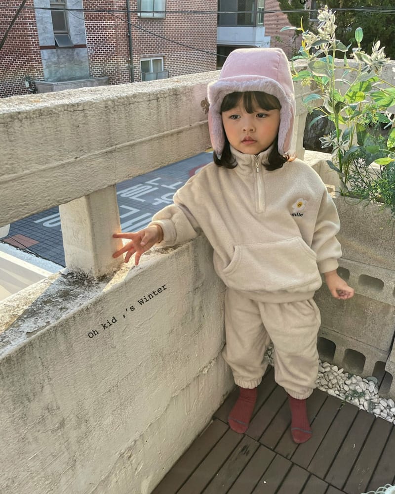 OH KID - Korean Children Fashion - #Kfashion4kids - Cozy Smile Top Bottom Set - 4