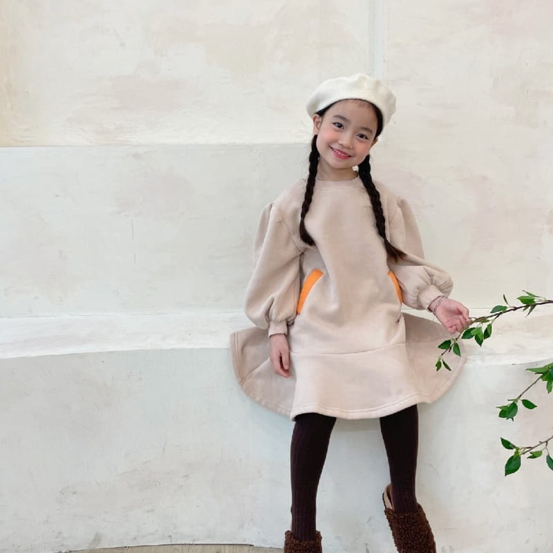 PETIT & PETIT - Korean Children Fashion - #Kfashion4kids - Cookie And Cream One-piece - 6