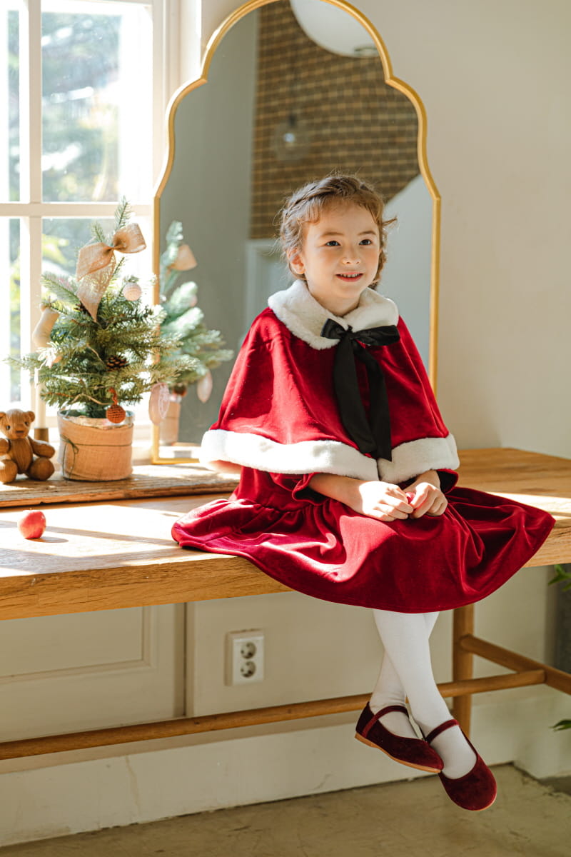 PINK BERRY - Korean Children Fashion - #Kfashion4kids - Holly Cape