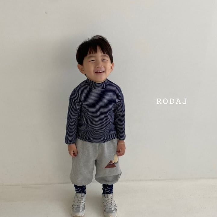 RODA J - Korean Children Fashion - #Kfashion4kids - Hug Turtleneck Tee