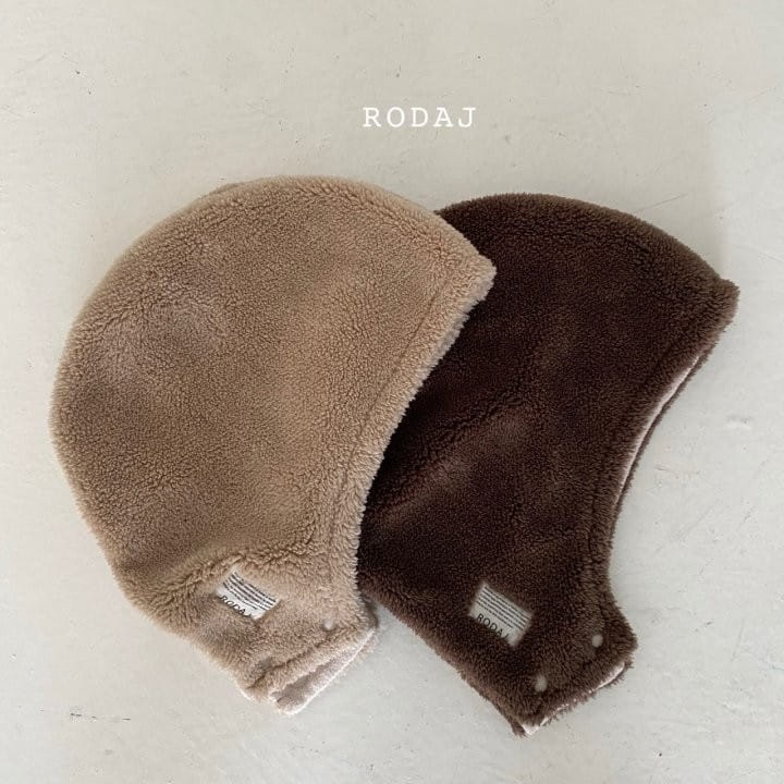 RODA J - Korean Children Fashion - #Kfashion4kids - Bear Fluffy Hat