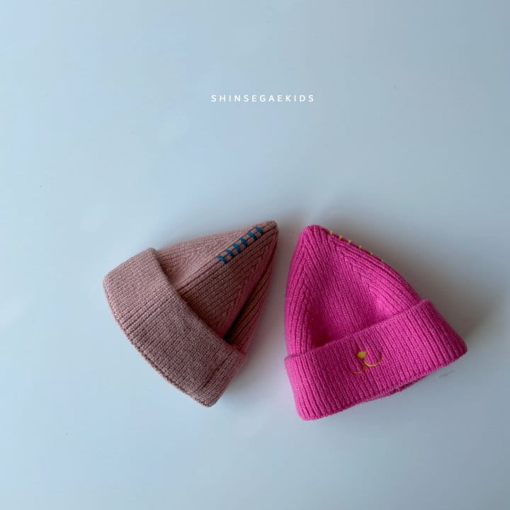 SHINSEAGE KIDS - Korean Children Fashion - #Kfashion4kids - Triangle Beanie - 5