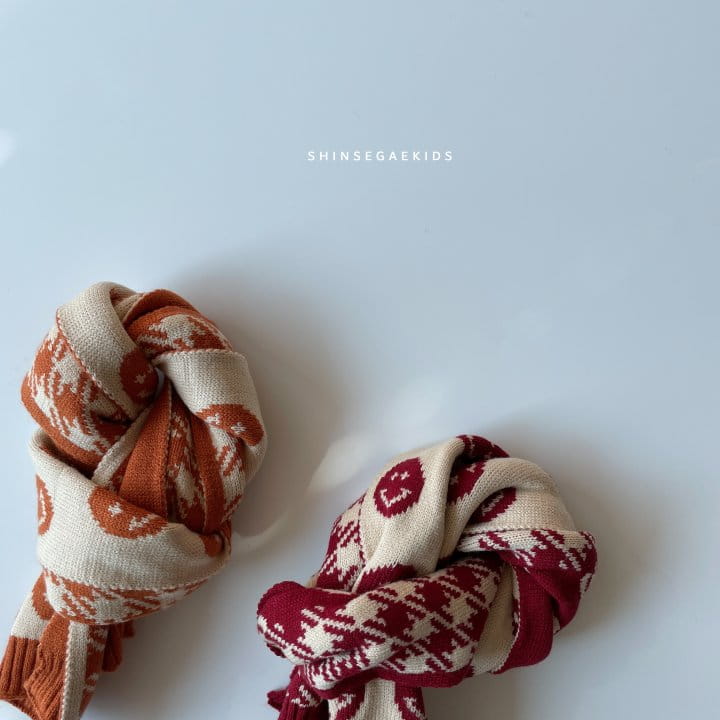 SHINSEAGE KIDS - Korean Children Fashion - #Kfashion4kids - Smile Knit Muffler - 5
