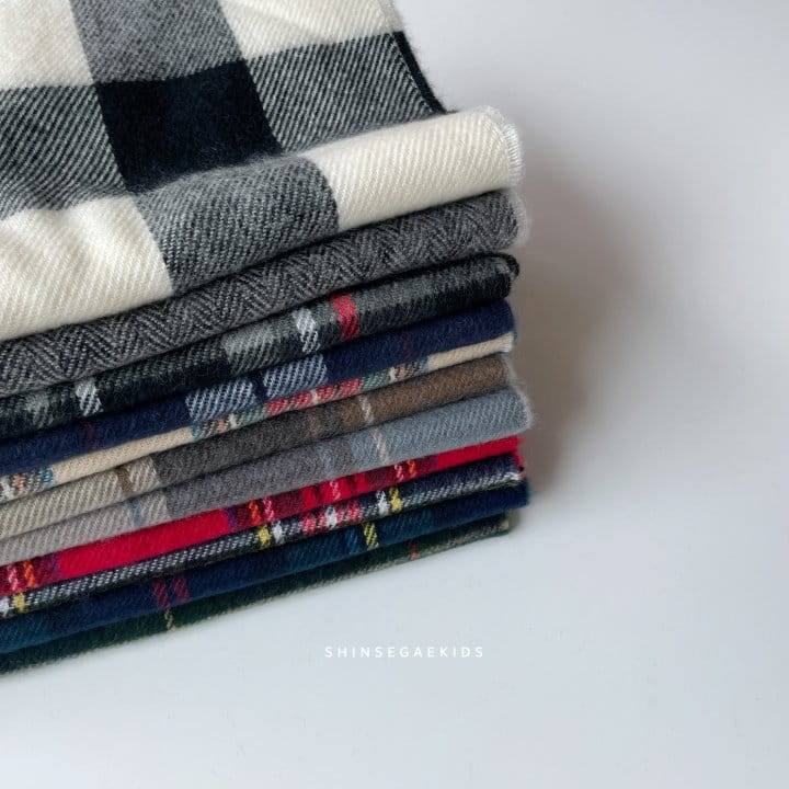 SHINSEAGE KIDS - Korean Children Fashion - #Kfashion4kids - Check Long Muffler