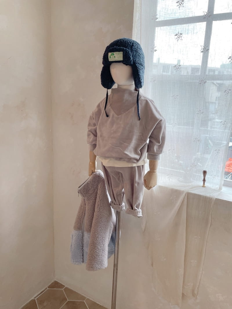 STUDIO M - Korean Children Fashion - #Kfashion4kids - Rib Neck Veloure Top Bottom Set - 9