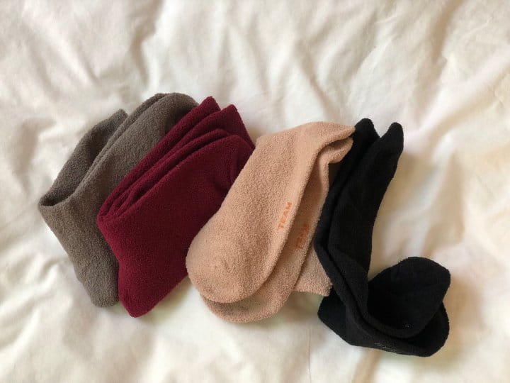 TEAMAND - Korean Children Fashion - #Kfashion4kids - Simple Sleep Socks Aset [set of 4]