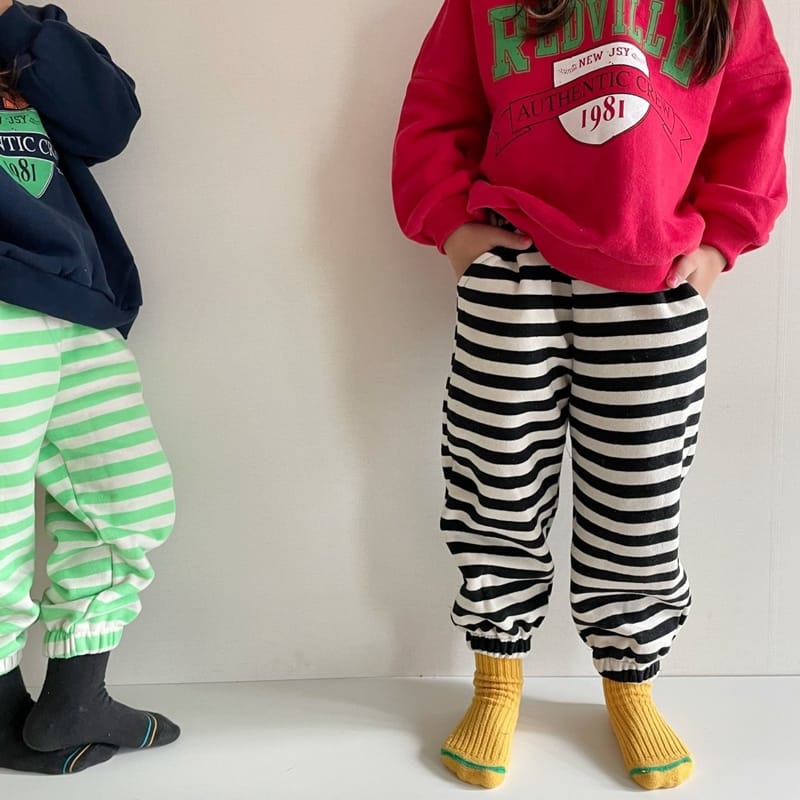 THE GREY - Korean Children Fashion - #Kfashion4kids - Red Vill Sweatshirt - 6