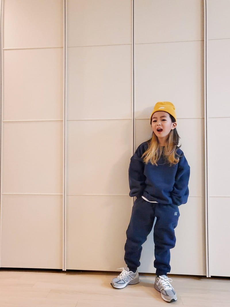 U&I - Korean Children Fashion - #Kfashion4kids - Un Patch Sweatshirt