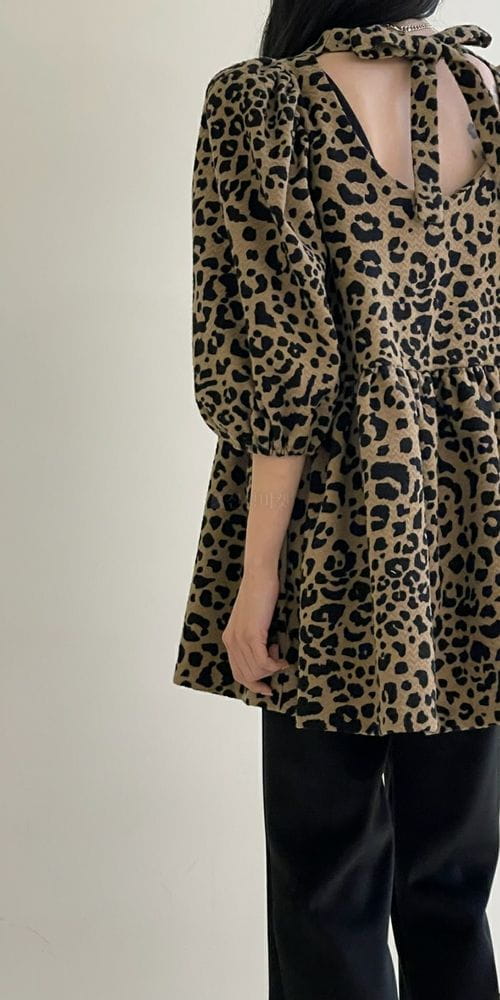140 AVENUE - Korean Children Fashion - #Kfashion4kids - Leopard Fleece Puff Blouse - 3