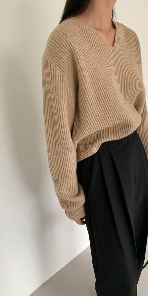 ALAMODE - Korean Children Fashion - #Kfashion4kids - Lamps V Neck Knit Tee - 2