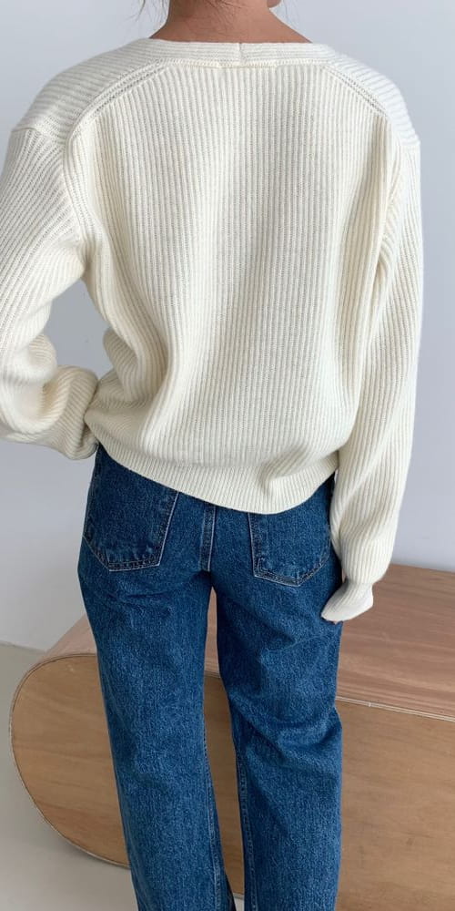 ALAMODE - Korean Children Fashion - #Kfashion4kids - Lamps V Neck Knit Tee - 4