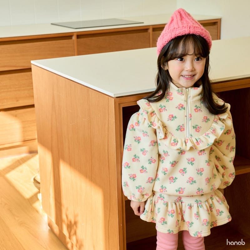 HANAB - Korean Children Fashion - #Kfashion4kids - Flower Fleece Top Bottom Set