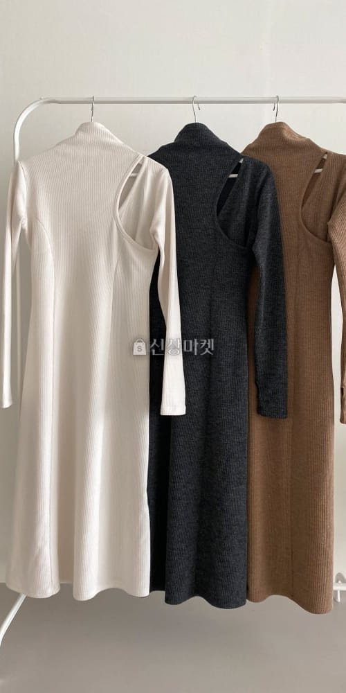 LIKE MORE - Korean Children Fashion - #Kfashion4kids - Slit Warmer Turtleneck One-piece - 3