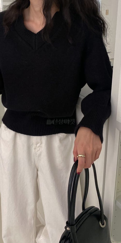 MANHATTAN - Korean Children Fashion - #Kfashion4kids - Cream V Knit Tee - 3