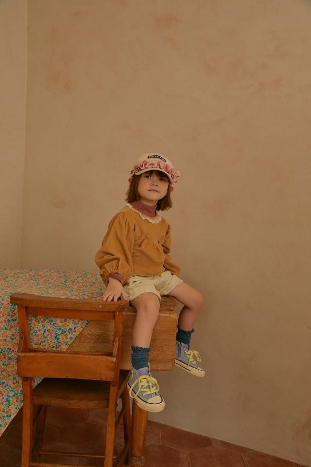 MUMUNBABA - Korean Children Fashion - #Kfashion4kids - V Shirring Rib Blouse - 3