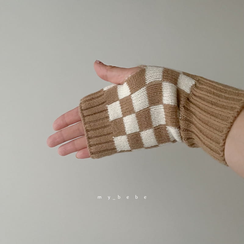 MY BEBE - Korean Children Fashion - #Kfashion4kids - Chess Hand Warmer - 6