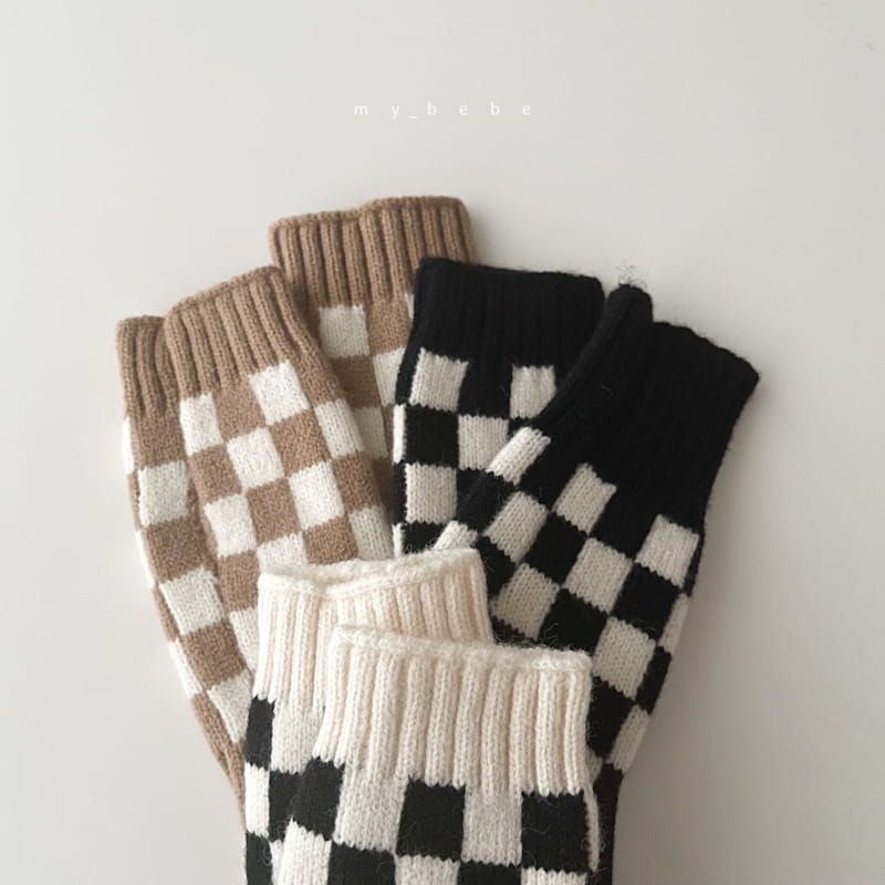 MY BEBE - Korean Children Fashion - #Kfashion4kids - Chess Hand Warmer - 9