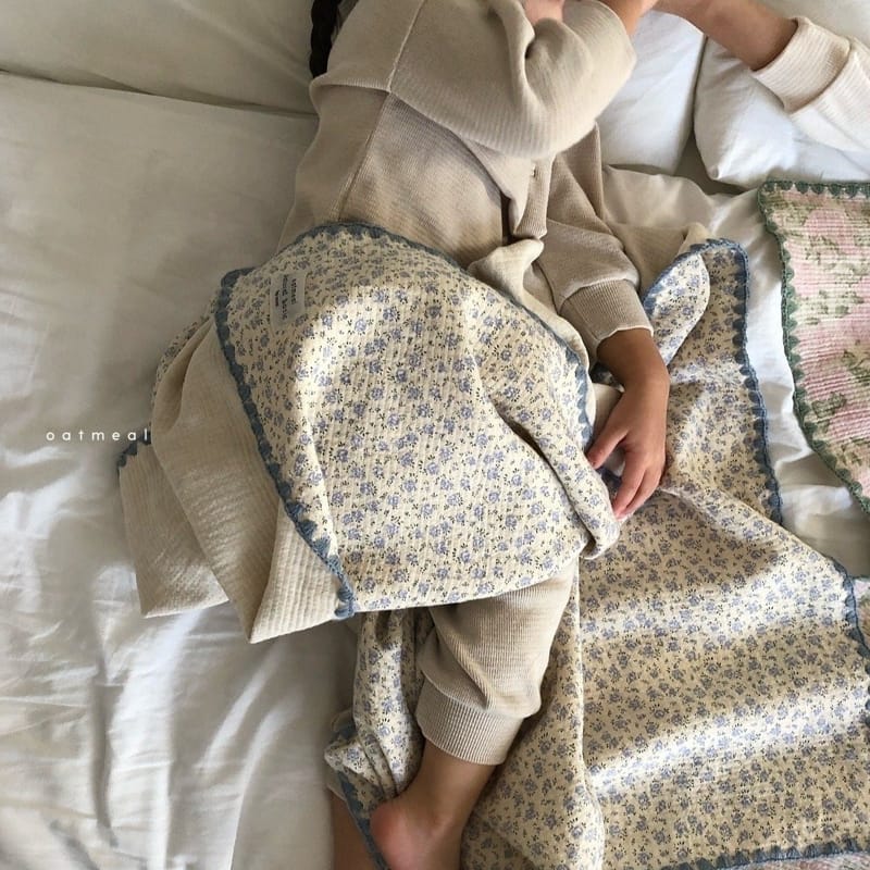 OATMEAL - Korean Children Fashion - #Kfashion4kids - Petti Flower Blanket - 8