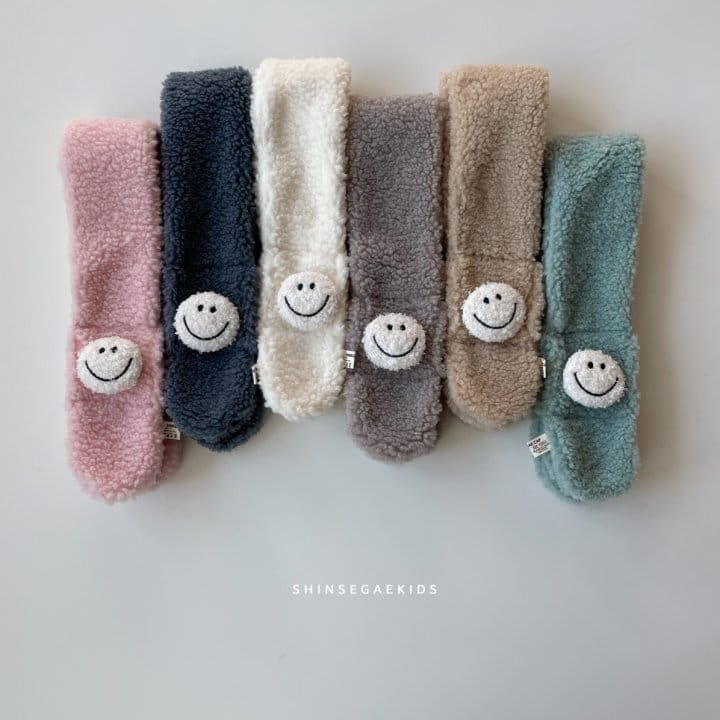 SHINSEAGE KIDS - Korean Children Fashion - #Kfashion4kids - Bboglei Smile Neck Warner - 6