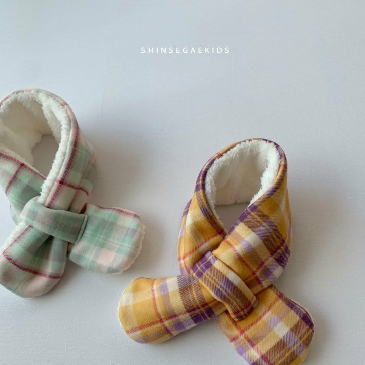 SHINSEAGE KIDS - Korean Children Fashion - #Kfashion4kids - Check Neck Warmer - 4