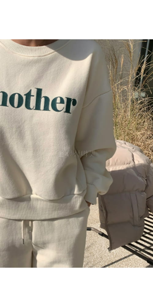 TAILS - Korean Children Fashion - #Kfashion4kids - Nobang Sweatshirt